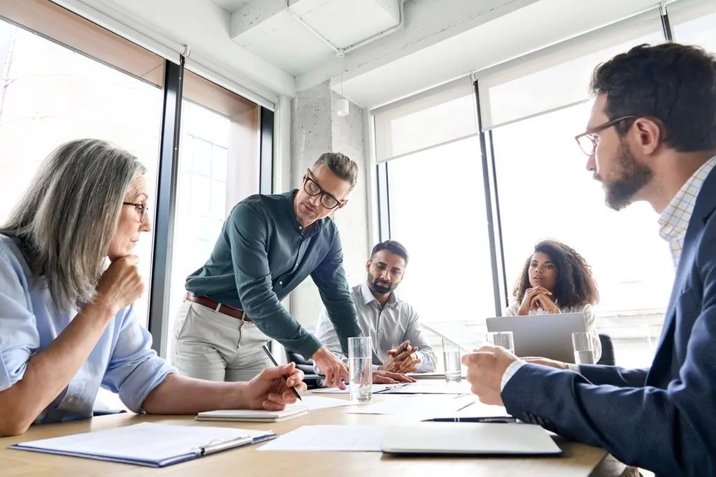 Educação Empresarial e as Relações Humanas na Empresa