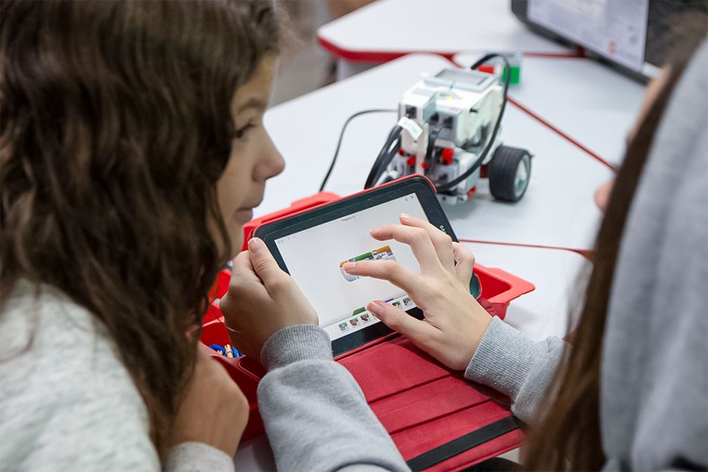 Organização Escolar e as Tecnologias Educacionais