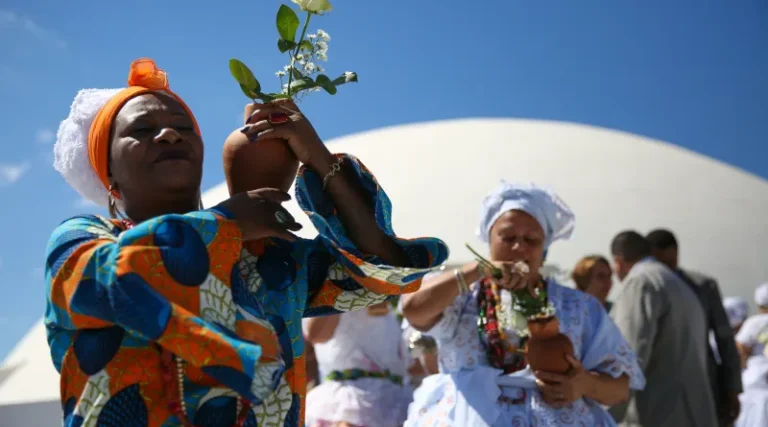 Pensamento Religioso Africano e Caboclo: Contribuição Axiológica